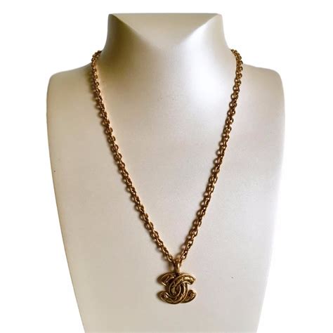 chanel boutiques united states|boutiques that sell Chanel necklaces.